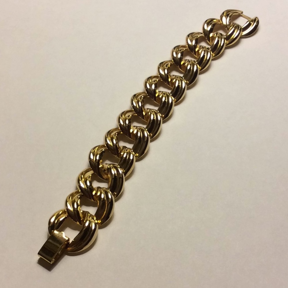Gold Bracelet - Picture 2 of 7